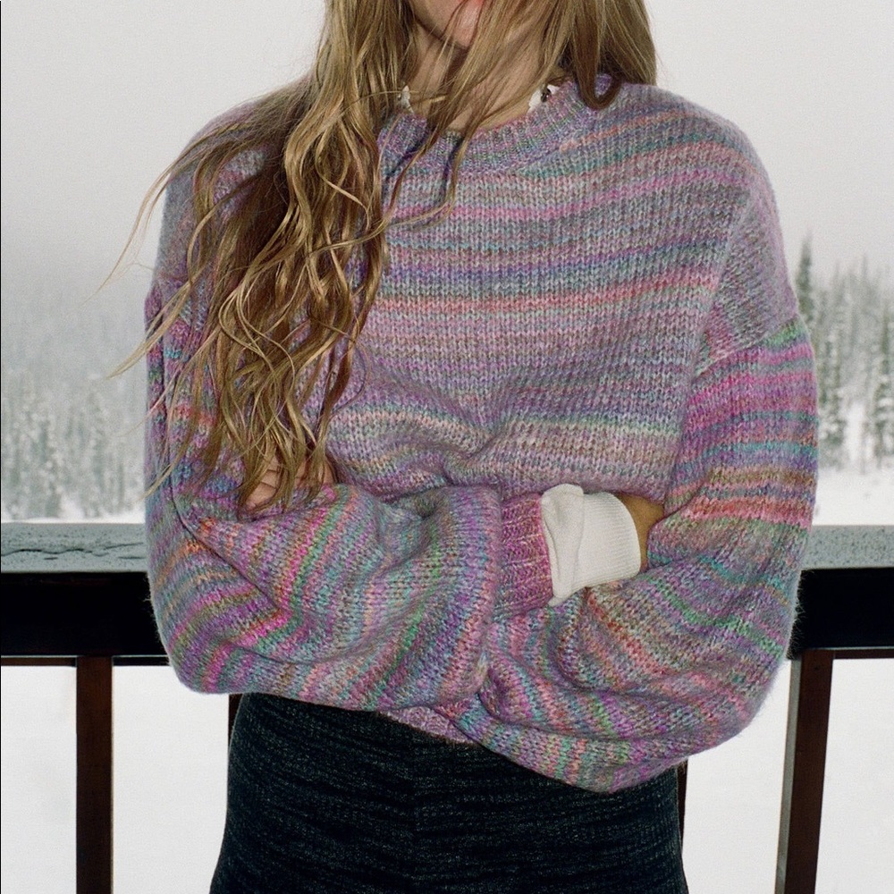 URBAN OUTFITTERS BALLOON SLEEVE SWEATER